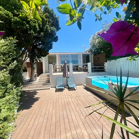 The House Holiday home